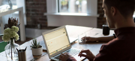 The Role of Custom Hosting in Enhancing E-commerce Customer Loyalty Programs